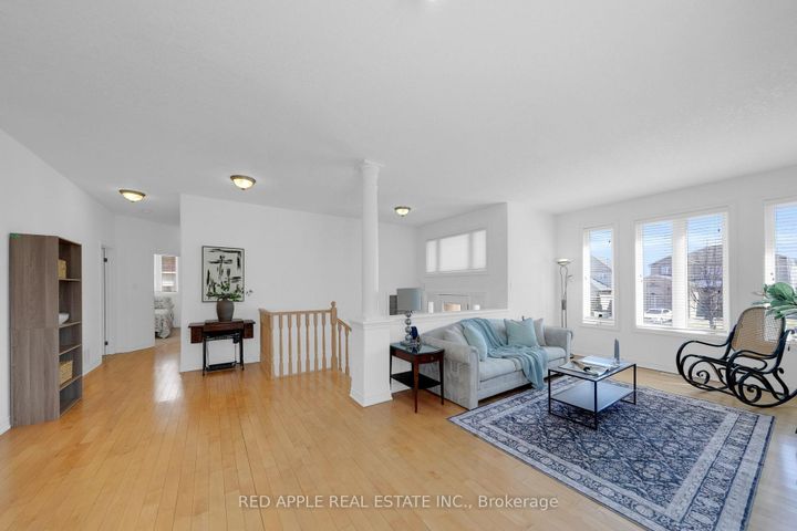 Photo 7 at 46 Bannerman Drive, Bradford, Bradford West Gwillimbury