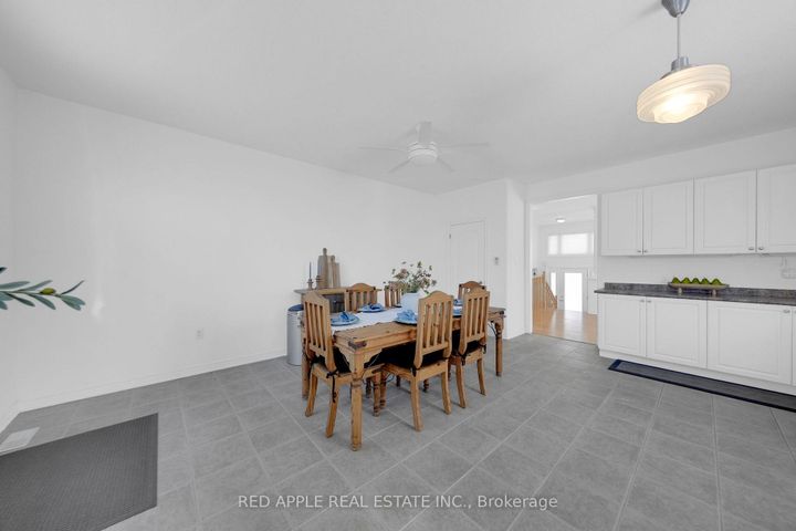 Photo 10 at 46 Bannerman Drive, Bradford, Bradford West Gwillimbury