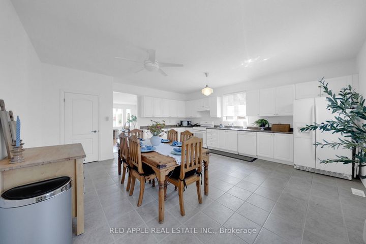 Photo 13 at 46 Bannerman Drive, Bradford, Bradford West Gwillimbury