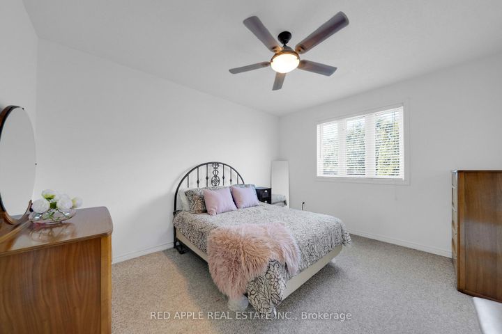 Photo 15 at 46 Bannerman Drive, Bradford, Bradford West Gwillimbury