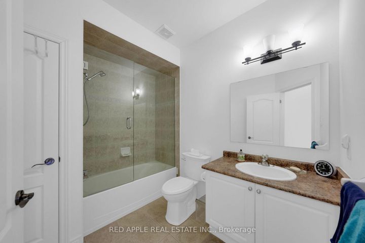 Photo 18 at 46 Bannerman Drive, Bradford, Bradford West Gwillimbury