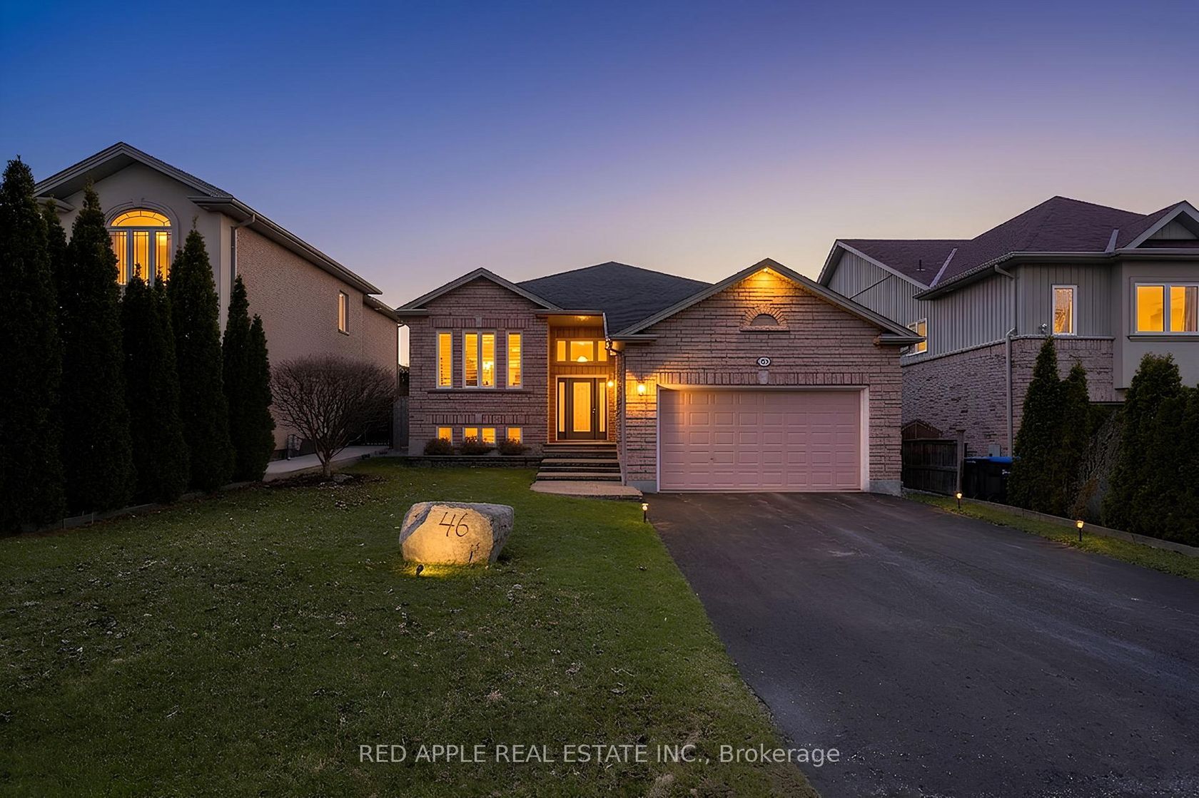 46 Bannerman Drive, Bradford, Bradford West Gwillimbury 2
