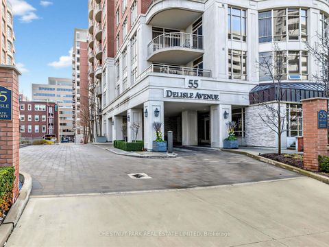 Photo 2 at 901 - 55 Delisle Avenue, St. Clair, Toronto