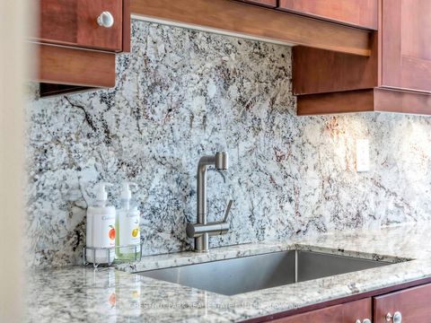 Photo 9 at 901 - 55 Delisle Avenue, St. Clair, Toronto