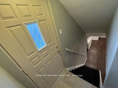 Photo 20 at 492 Traviss Drive, Leslie Valley, Newmarket