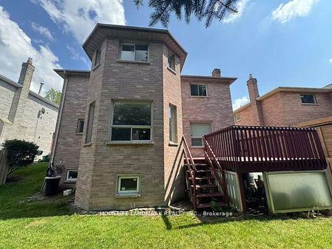 Photo 29 at 492 Traviss Drive, Leslie Valley, Newmarket