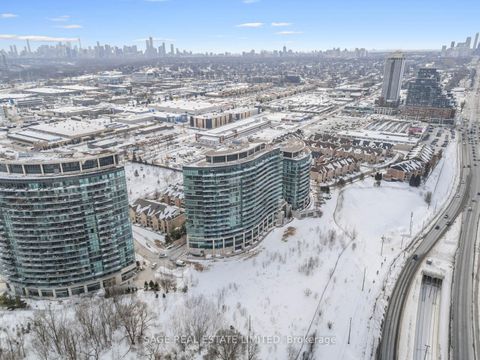 Photo 33 at 909 - 35 Brian Peck Crescent, Leaside, Toronto
