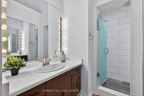 Photo 18 at 37 Rainbow Creek Way, Bayview Village, Toronto