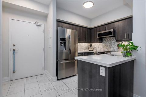 Photo 4 at 407 - 300 Essa Road, 400 West, Barrie