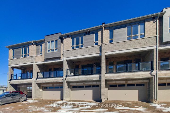 Photo 28 at 3320 Taha Gardens, GO Glenorchy, Oakville