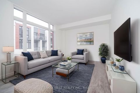 Photo 4 at 1103 - 12 David Eyer Road, Rural Richmond Hill, Richmond Hill