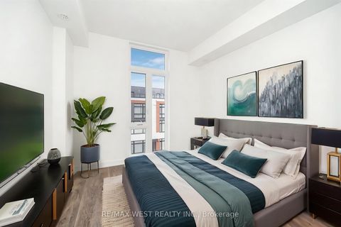 Photo 7 at 1103 - 12 David Eyer Road, Rural Richmond Hill, Richmond Hill