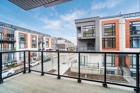 Photo 9 at 1103 - 12 David Eyer Road, Rural Richmond Hill, Richmond Hill