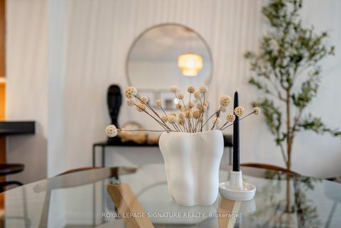 Photo 7 at 311 - 18 Beverley Street, Chinatown, Toronto