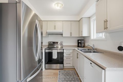 Photo 4 at 387 Ferndale Drive S, Ardagh, Barrie