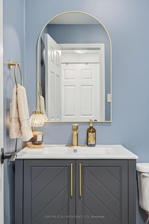 Photo 8 at 387 Ferndale Drive S, Ardagh, Barrie