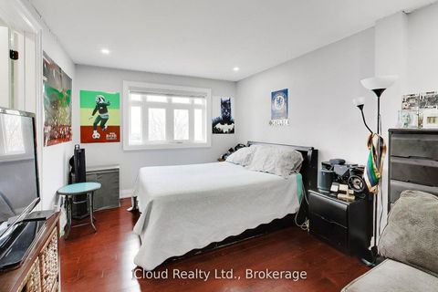 Photo 21 at 16175 Jane Street, Rural King, King