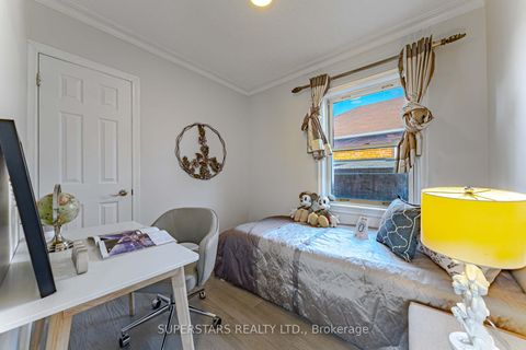 Photo 15 at 106 Ainsdale Road, Maryvale, Toronto