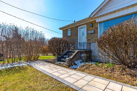 Photo 19 at 106 Ainsdale Road, Maryvale, Toronto