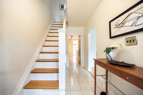 Photo 1 at 467 Hillsdale Avenue E, Mount Pleasant East, Toronto