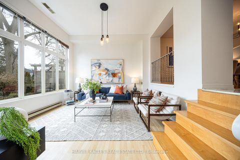 Photo 17 at 467 Hillsdale Avenue E, Mount Pleasant East, Toronto