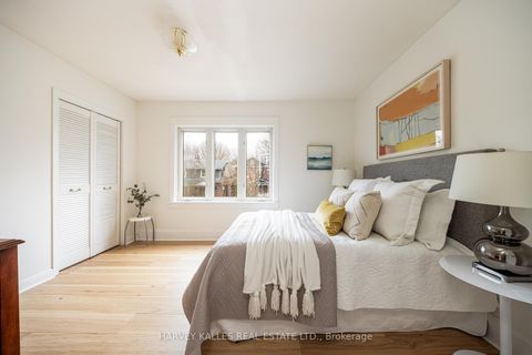 Photo 19 at 467 Hillsdale Avenue E, Mount Pleasant East, Toronto