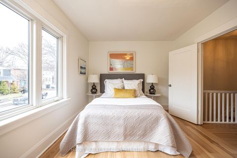 Photo 20 at 467 Hillsdale Avenue E, Mount Pleasant East, Toronto