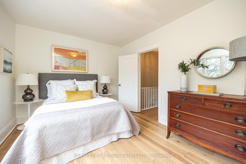 Photo 21 at 467 Hillsdale Avenue E, Mount Pleasant East, Toronto