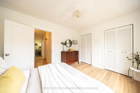 Photo 22 at 467 Hillsdale Avenue E, Mount Pleasant East, Toronto