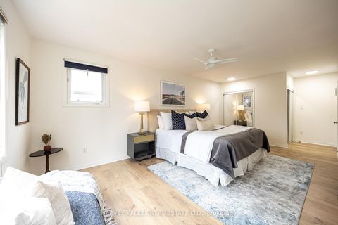 Photo 32 at 467 Hillsdale Avenue E, Mount Pleasant East, Toronto