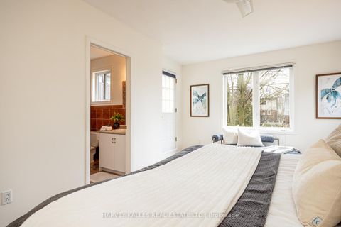 Photo 38 at 467 Hillsdale Avenue E, Mount Pleasant East, Toronto