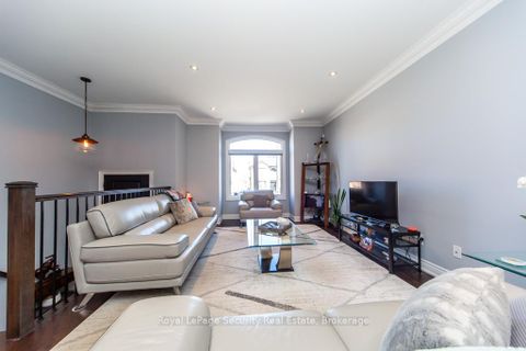Photo 5 at 31 John Best Avenue, Amesbury, Toronto