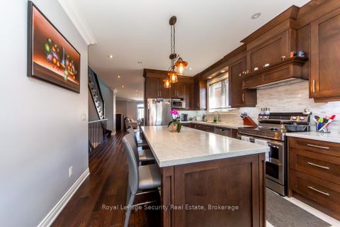Photo 19 at 31 John Best Avenue, Amesbury, Toronto