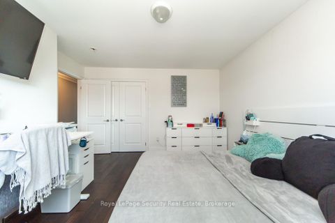 Photo 33 at 31 John Best Avenue, Amesbury, Toronto