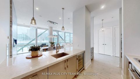Photo 11 at 1305 - 39 Queens Quay E, Waterfront Communities C8, Toronto