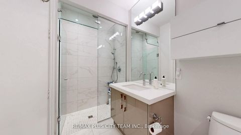 Photo 14 at 1305 - 39 Queens Quay E, Waterfront Communities C8, Toronto
