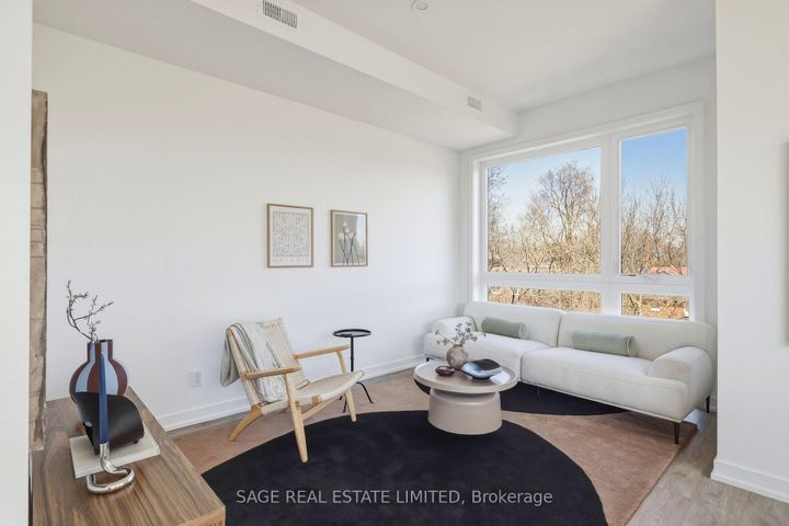 Photo 16 at 21 - 35 Birchcliff Avenue, Cliffside, Toronto