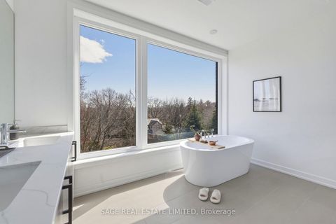 Photo 27 at 21 - 35 Birchcliff Avenue, Cliffside, Toronto