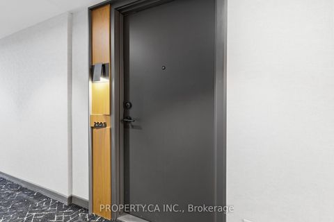 Photo 2 at 2005 - 20 Tubman Avenue, Regent Park, Toronto