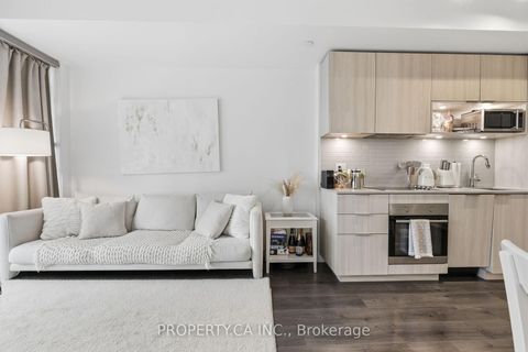 Photo 7 at 2005 - 20 Tubman Avenue, Regent Park, Toronto