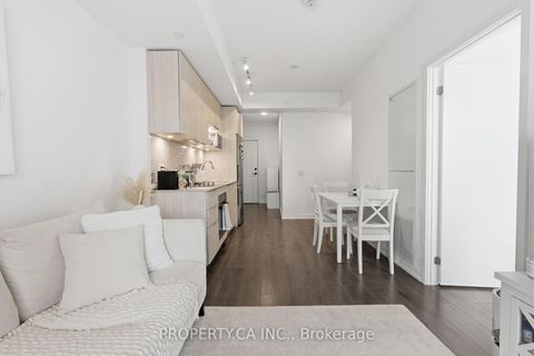 Photo 8 at 2005 - 20 Tubman Avenue, Regent Park, Toronto