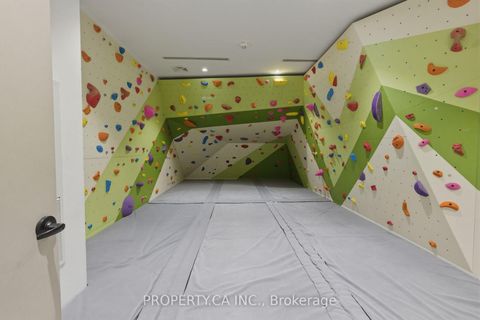 Photo 31 at 2005 - 20 Tubman Avenue, Regent Park, Toronto