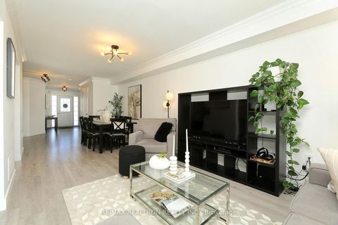 Photo 9 at 376 Rannie Road, Summerhill Estates, Newmarket