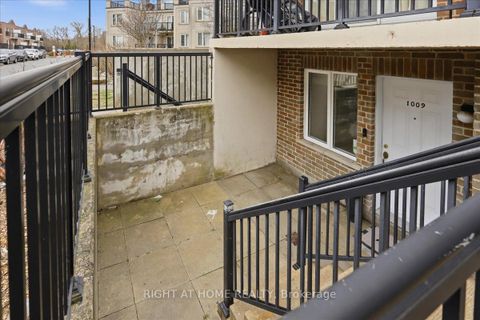 Photo 4 at 1009 - 3043 Finch Avenue W, Humbermede, Toronto