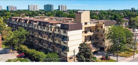 Photo 23 at 303 - 665 Kennedy Road, Kennedy Park, Toronto