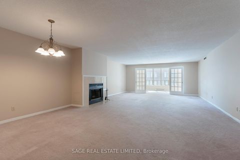 Photo 12 at 302 - 25 George Street, Moss Park, Toronto