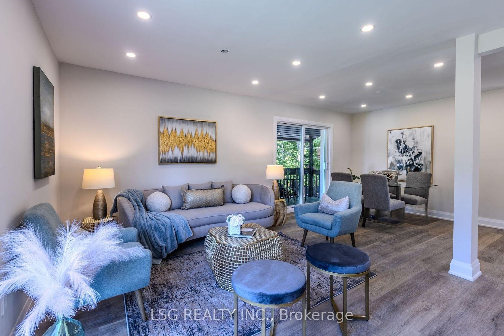 56 Millard Avenue, Central Newmarket, Newmarket photo number 2