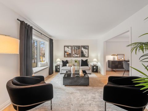 Photo 2 at 431 Douglas Avenue, Nortown, Toronto