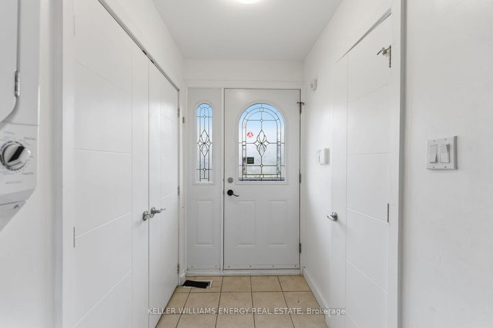 Photo 4 at 20 Ravenview Drive, West Hill, Toronto