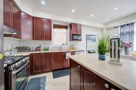 Photo 10 at 20 Everett Street, Wismer, Markham